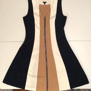 Ann Taylor Colorblock V Neck Zipper Front Flare Style Career Dress Size 6